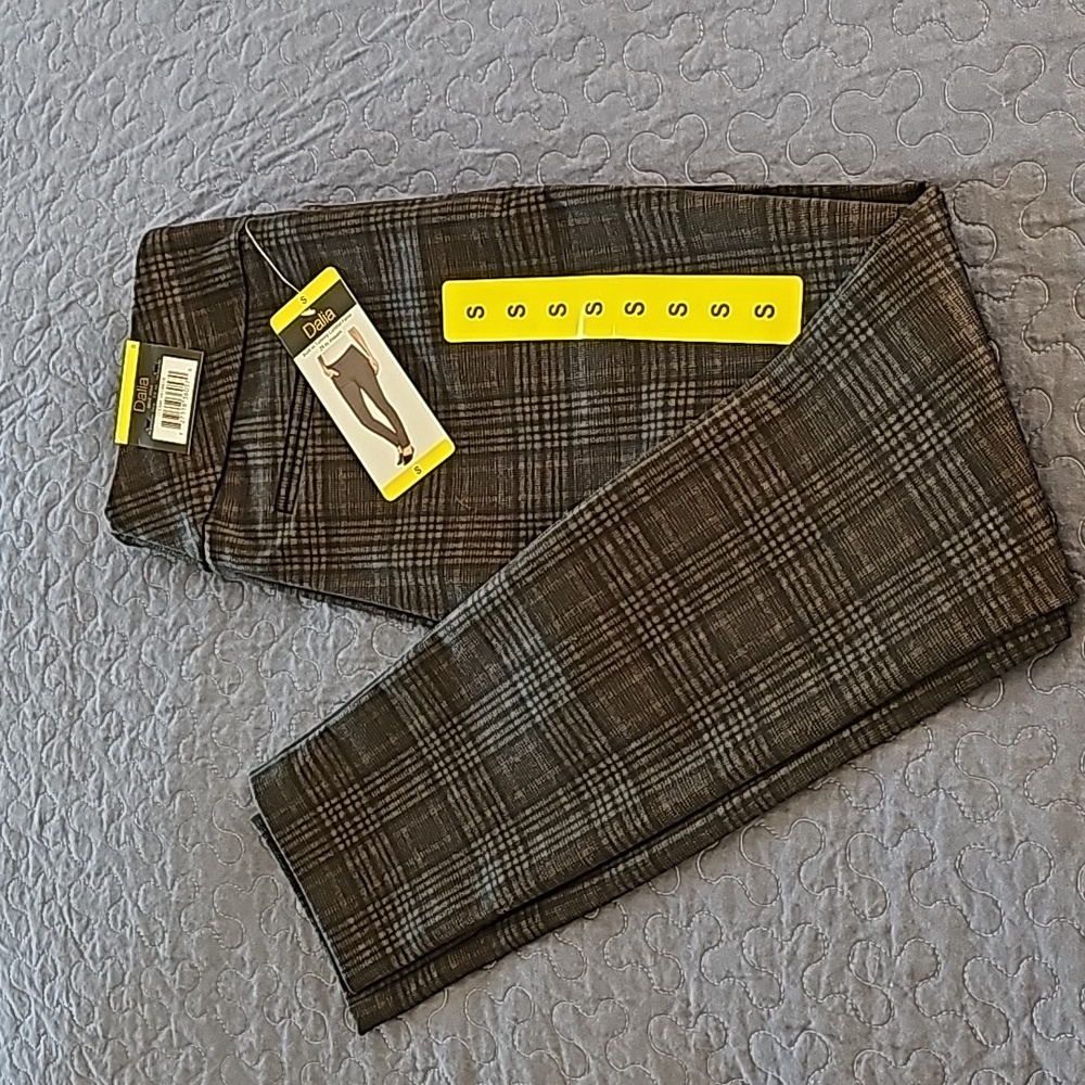 NWT Plaid Stretch Pants size S